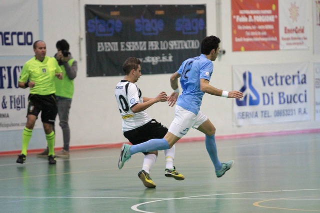 队中找到一 队中找到一